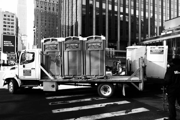 Best Sanitation services for porta potties  in Independence, KS